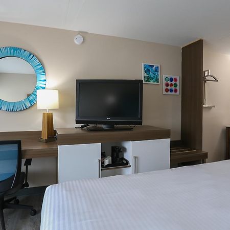 Oasis Inn Бофорт Екстер'єр фото